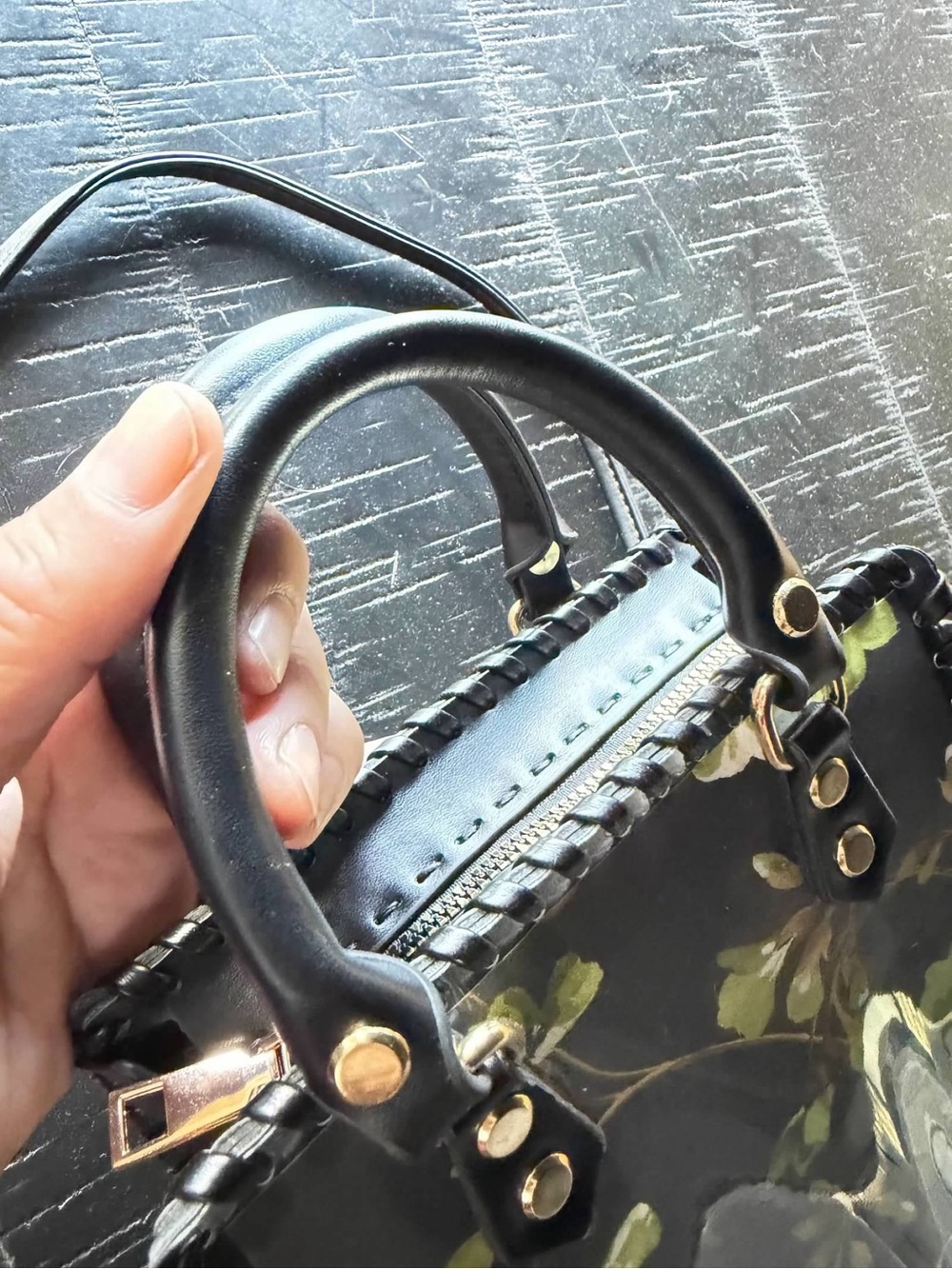 OOAK Upcycled Gucci Floral Handbag – Hand-Laced Crossbody Tote - Picture 10 of 12